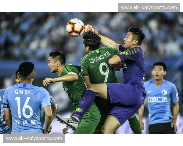 渤海之滨的宿命对决：大连一方VS天津泰达，不只是足球，更是情怀的巅峰较量